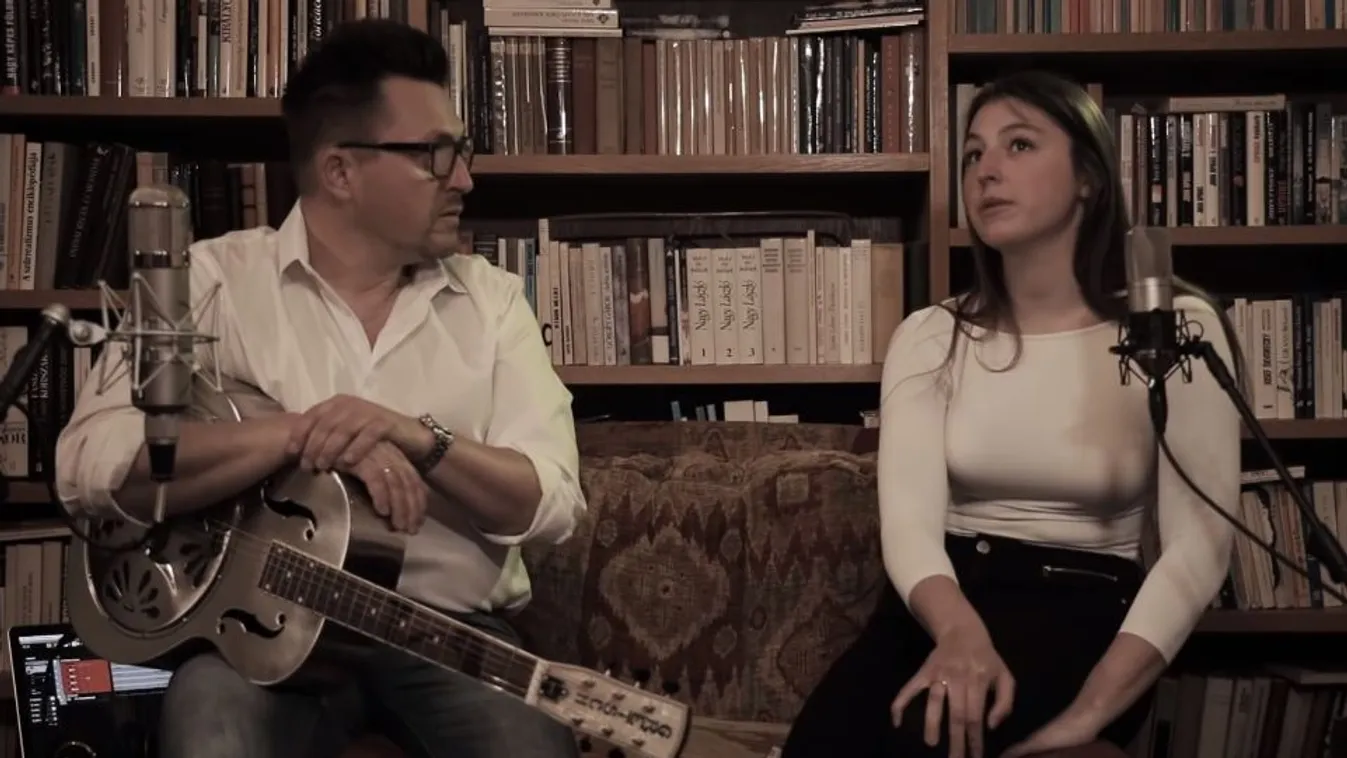 Karanténkoncertet adott Ákos, megmutatta a lányát: Anna gyönyörű és tehetséges