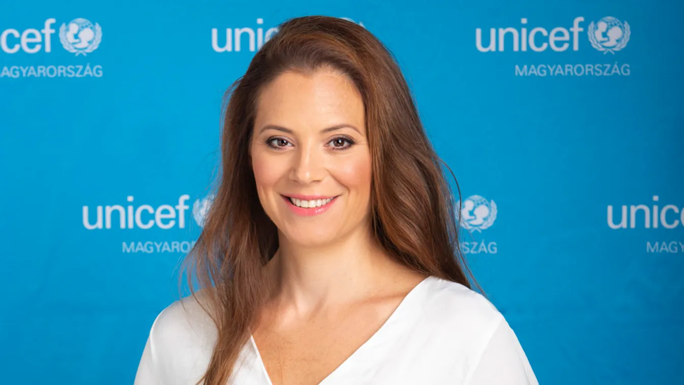 Elképesztő lépésre szánta el magát a gyerekekért Szinetár Dóra
