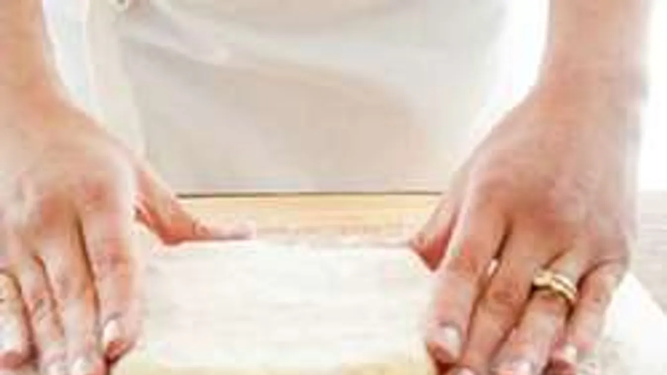 Ezért nem szabad SOHA nyersen megkóstolnod a sütitésztát!