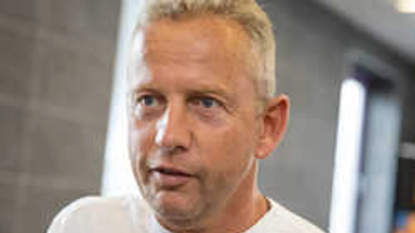 Nagyon durva: a tűzzel játszik Schobert Norbi, de mit szól hozzá Réka?