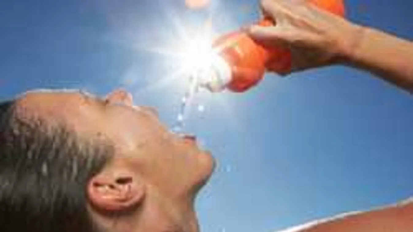 Megdöbbentő trükk: így kerüld el a kínos izzadságfoltot a ruhádon