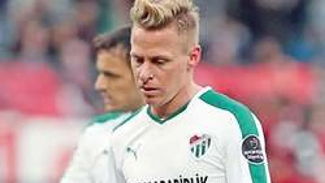 Rászálltak Dzsudzsákra, keményen támadják a törökök