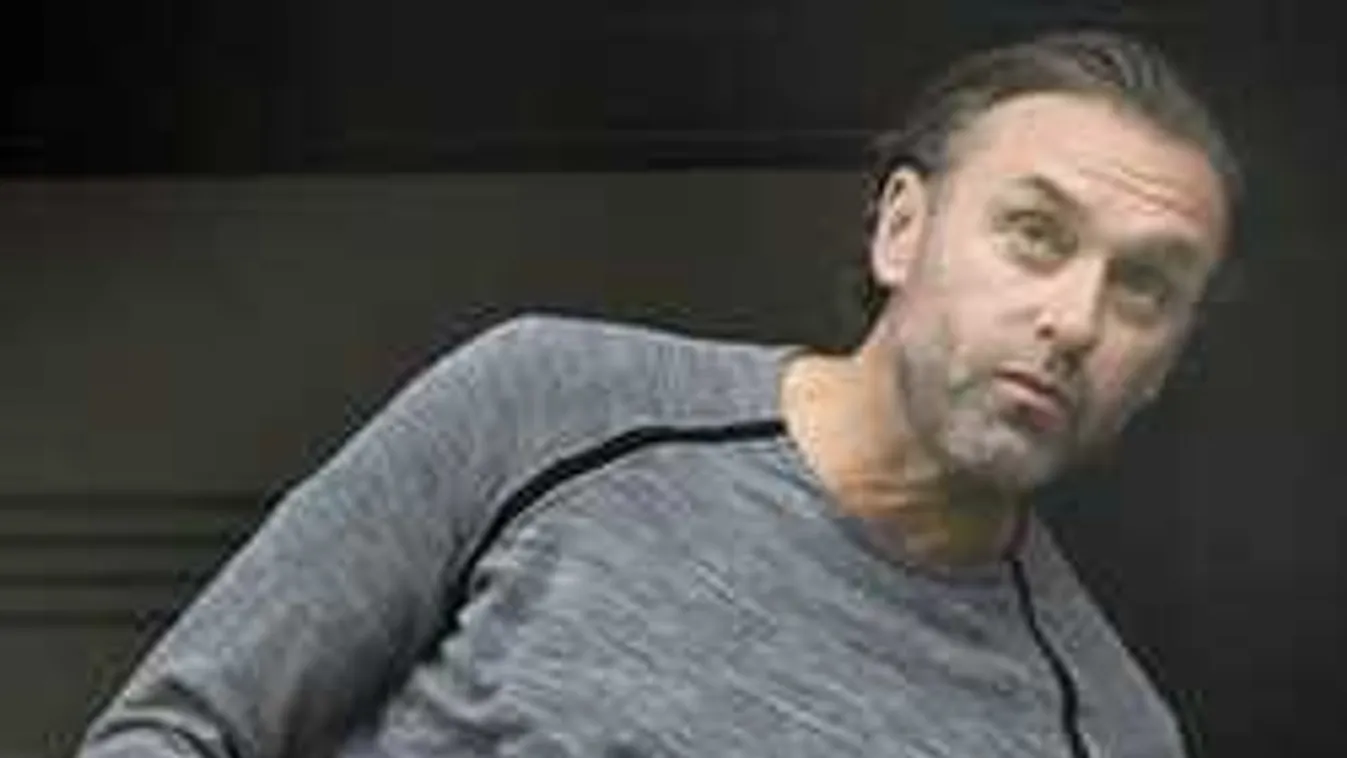 Szexista vád, Thomas Dollnak durván beszóltak a tévében