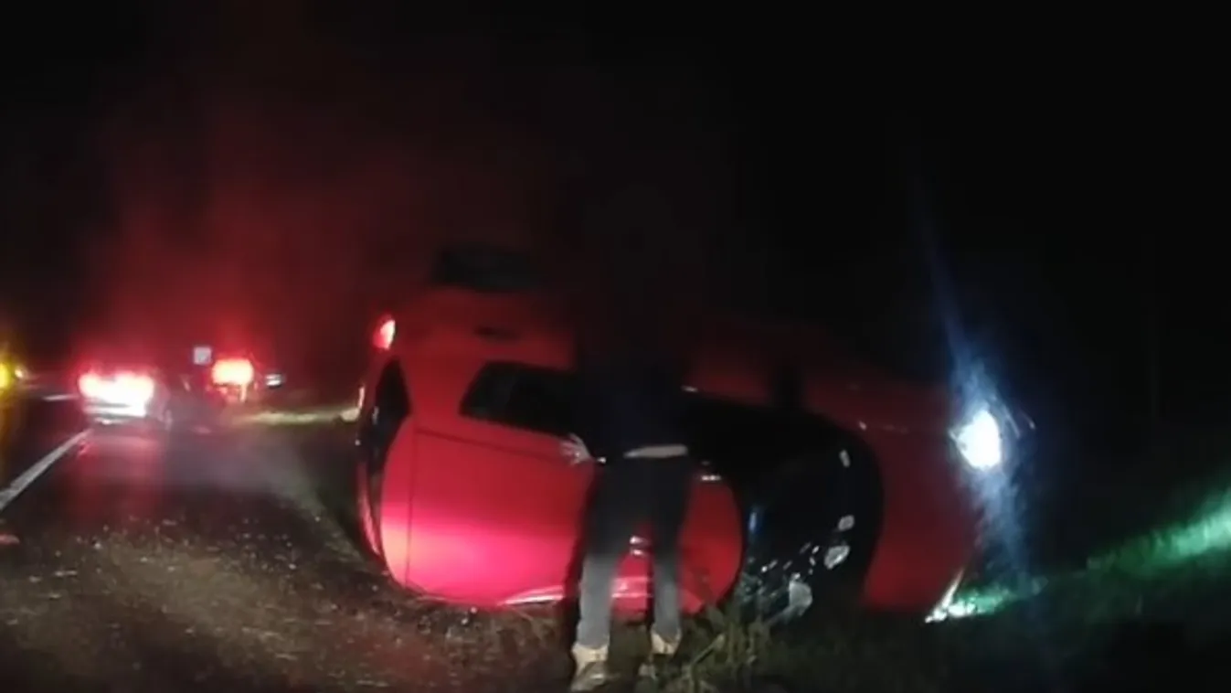 Drámai videó: Szörnyű, mi történt a sötétben az M3-ason haladó Suzukival