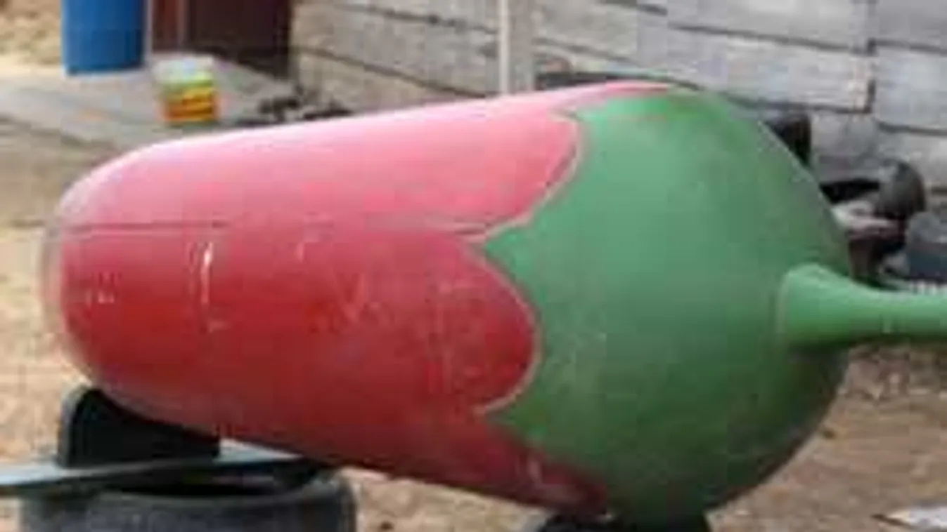 Hátborzongató és bizarr koporsókat gyárt megrendelésre a vidéki szaki