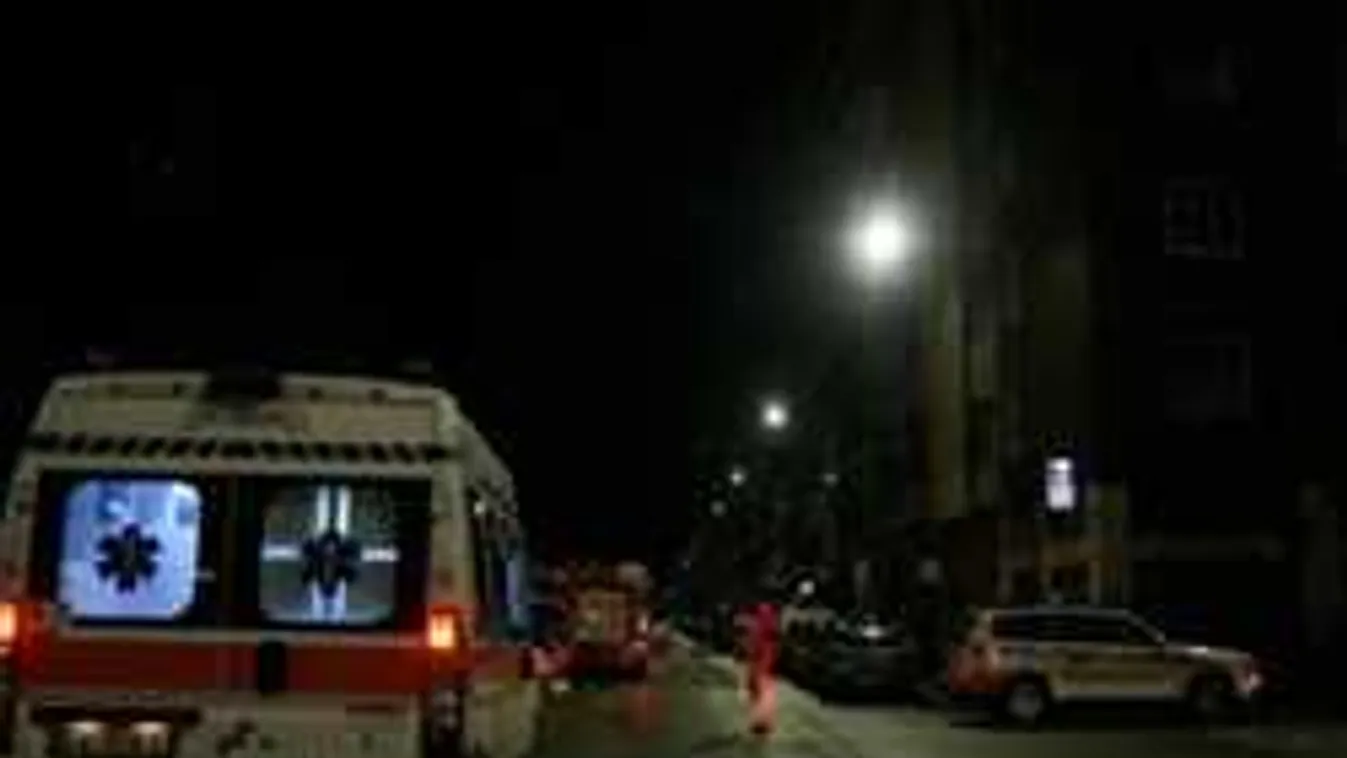 Egy cigi füstje miatt csavarhúzóval gyilkolt!