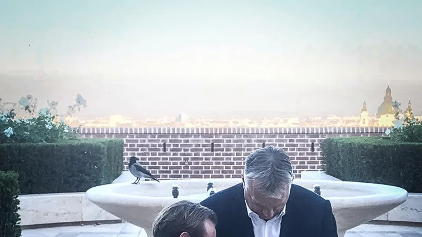 Így bátorította egymást a végtag nélküli tréner és Orbán Viktor