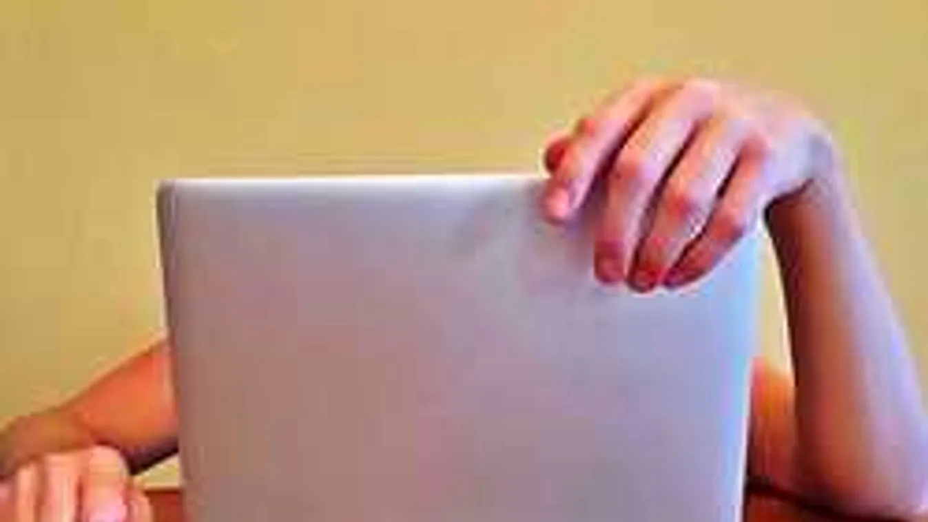 Pedofilbotrány: a gyerekpornósoknak nem jár börtön?