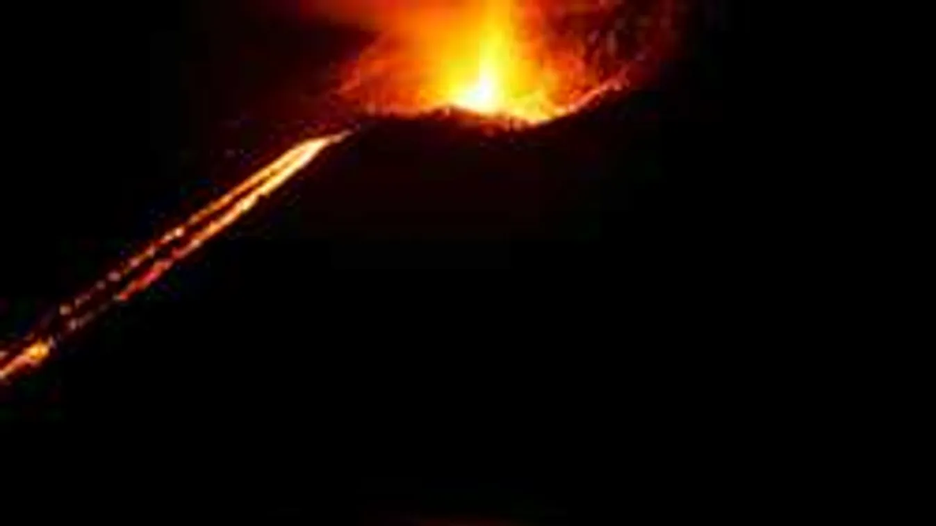 Pánik Olaszországban, újra lávát lövell az Etna! - videó