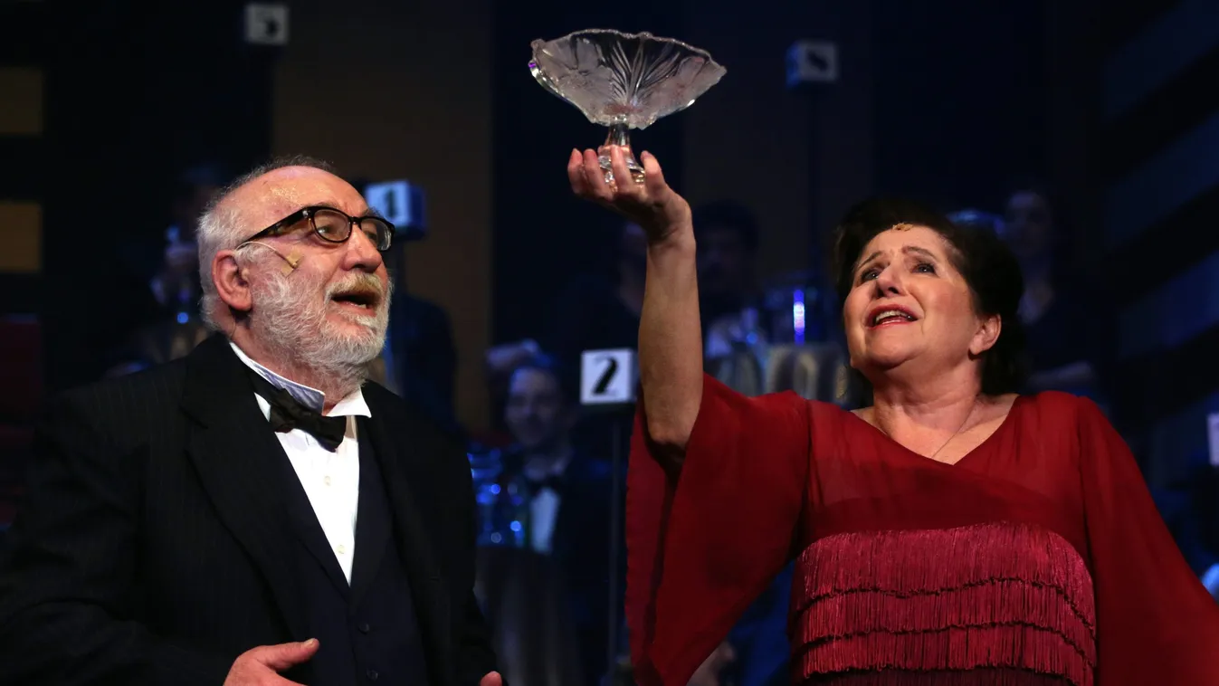 Szegedi Dezsõ; Máhr Ági