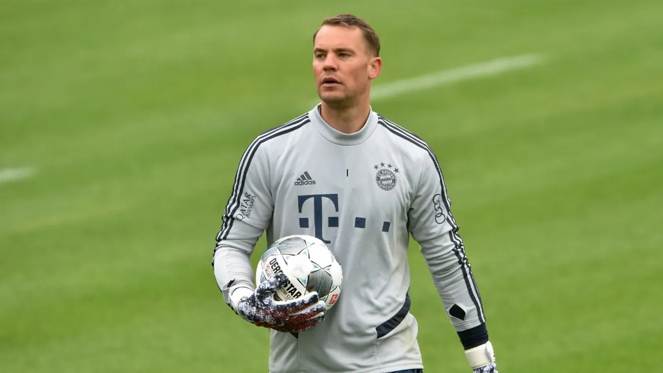 Tizenéves szépséggel jött össze a világbajnok focista