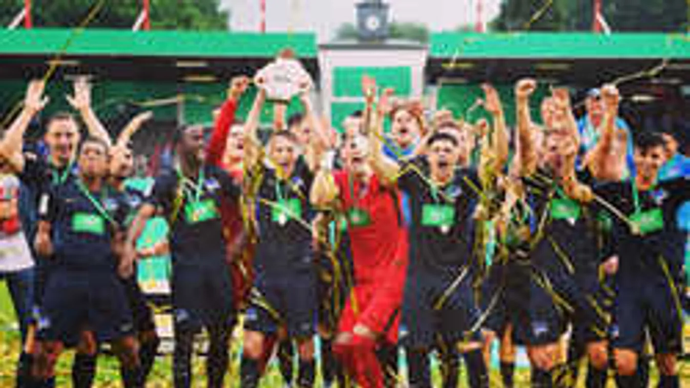 Dárdaiék történelmet írtak, szokatlan szerepben fotózták az edzőt