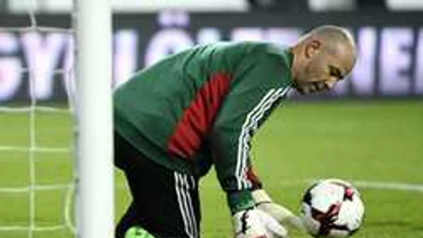 Király Gábor az interneten vallott szerelmet