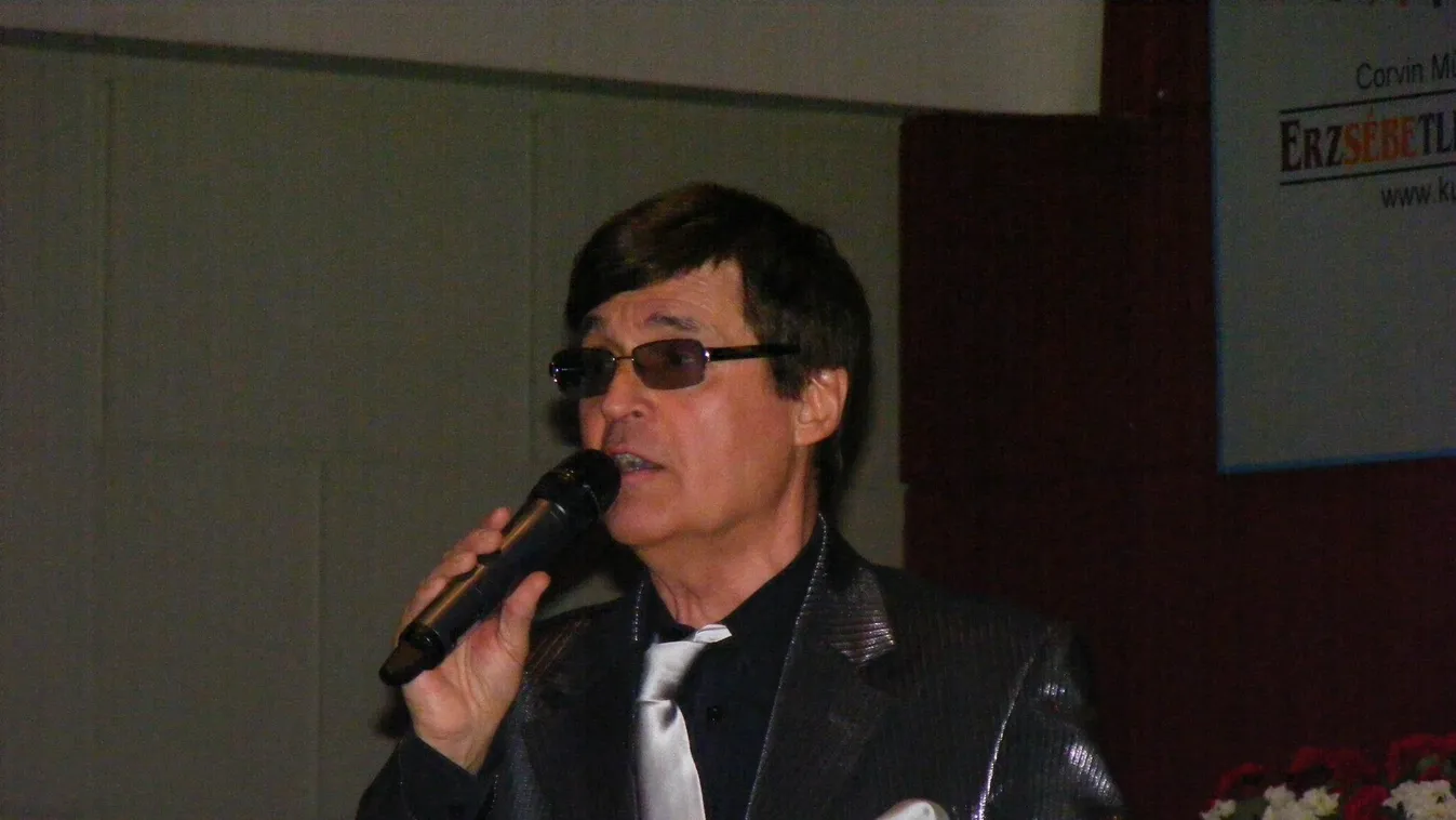 Három nővel került karanténba a magyar énekes