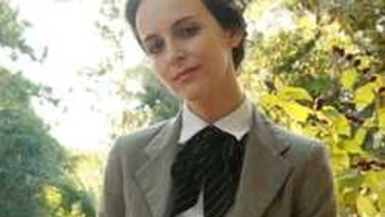 Telitalálat ez a színárnyalat: Az őszi-téli szezon legnagyobb dobása