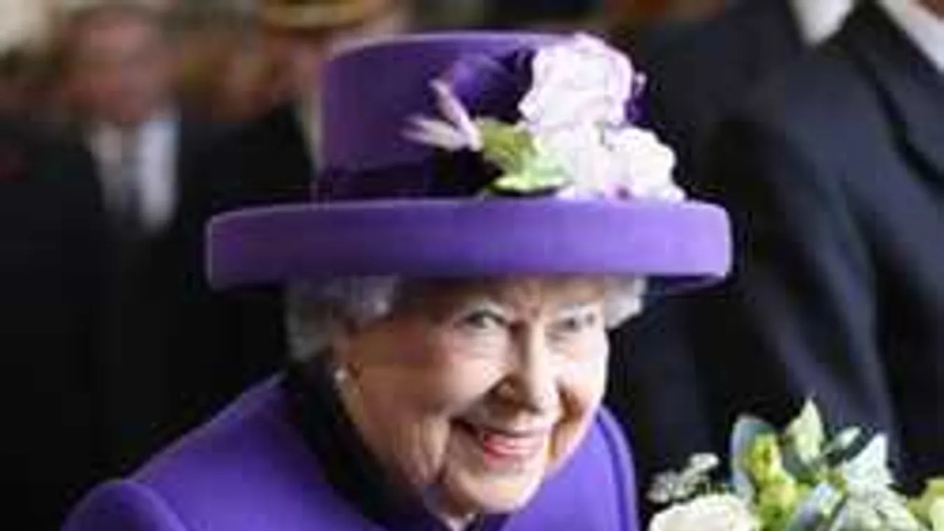 Különleges ajándékot kapnak II. Erzsébettől a beosztottjai karácsonyra