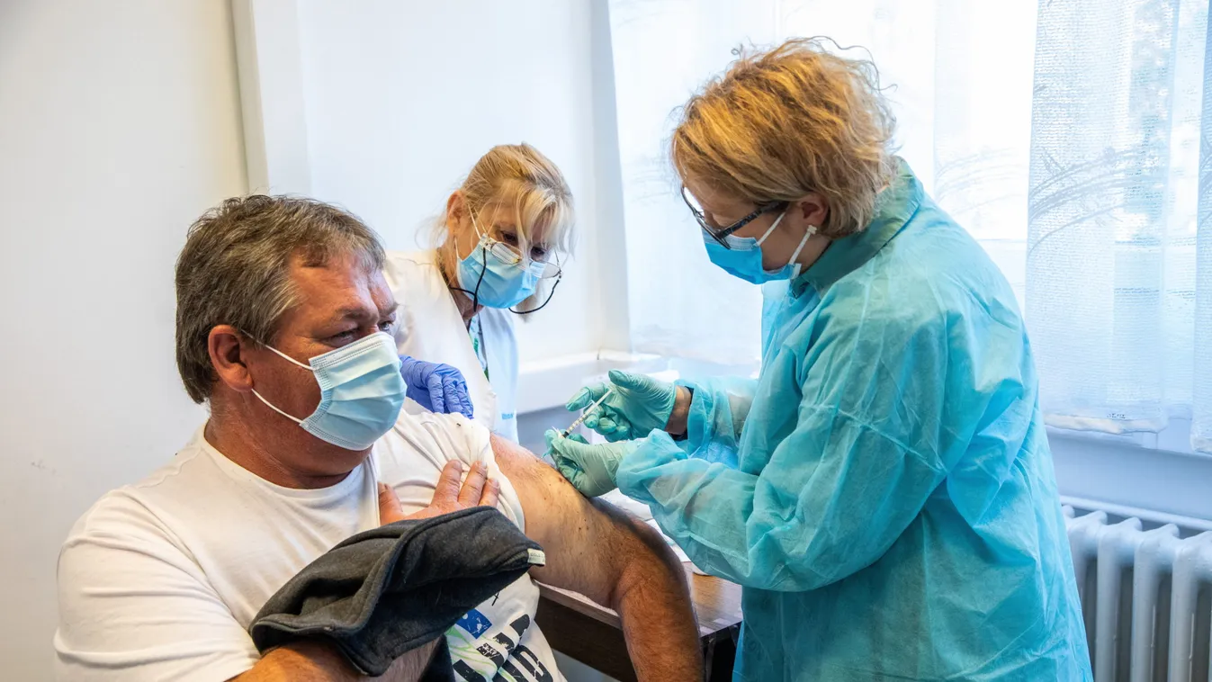 Itt vannak a friss adatok: már 4 millió 346 ezer embert oltottak be Magyarországon