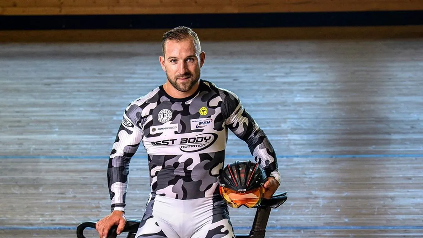 Brutális testrész, 74 centivel sokkol az olimpikon