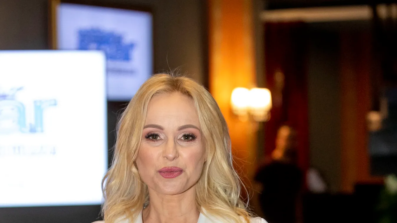 Reptéren fotózták le: Előkerült a TV2 sztárjának testvére