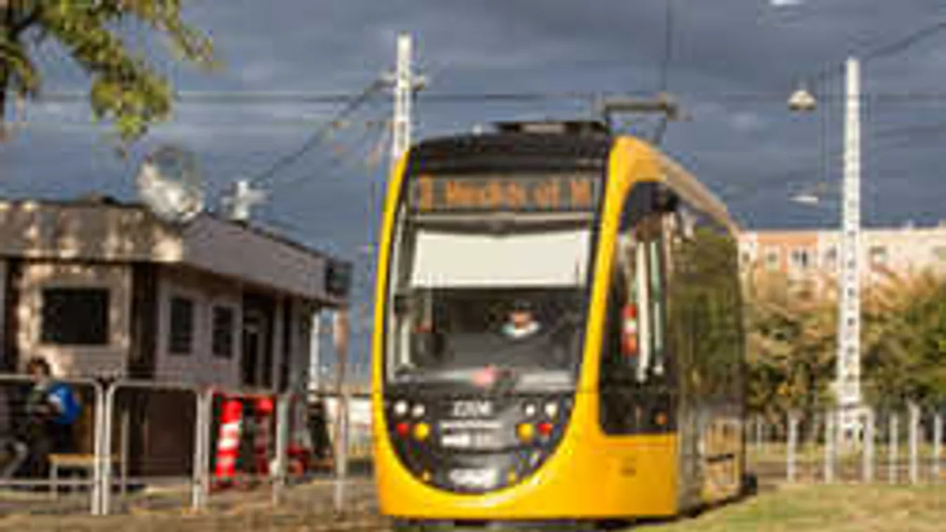 Botrány, hogy miért késnek el ma a munkából a villamossal járók