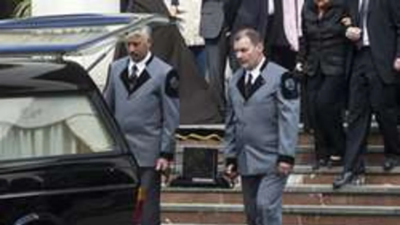 Így helyezték örök nyugalomra Kertész Imrét