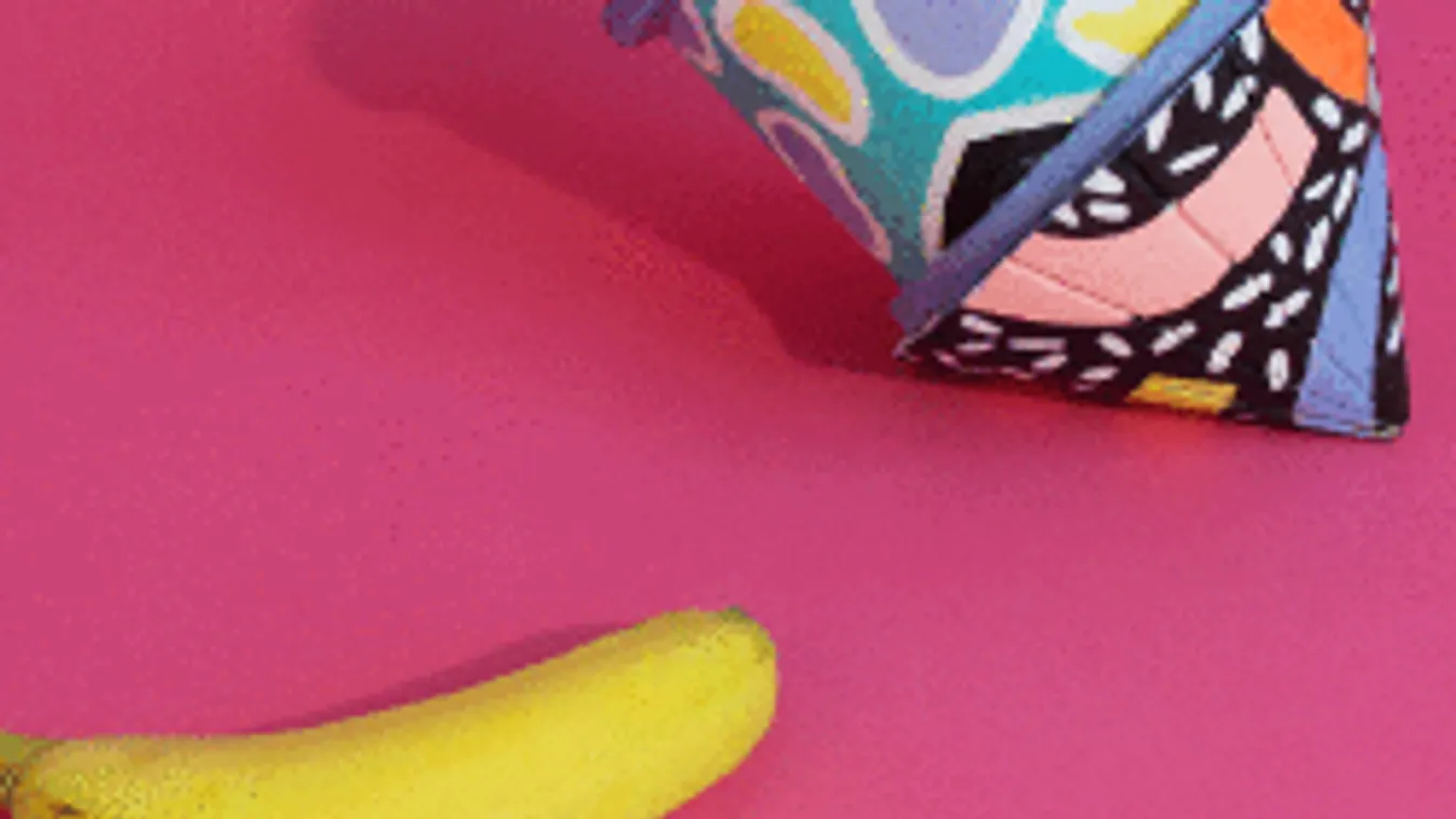 Mindenki ledöbbent a kamaszlány pornográf hallucinációi miatt