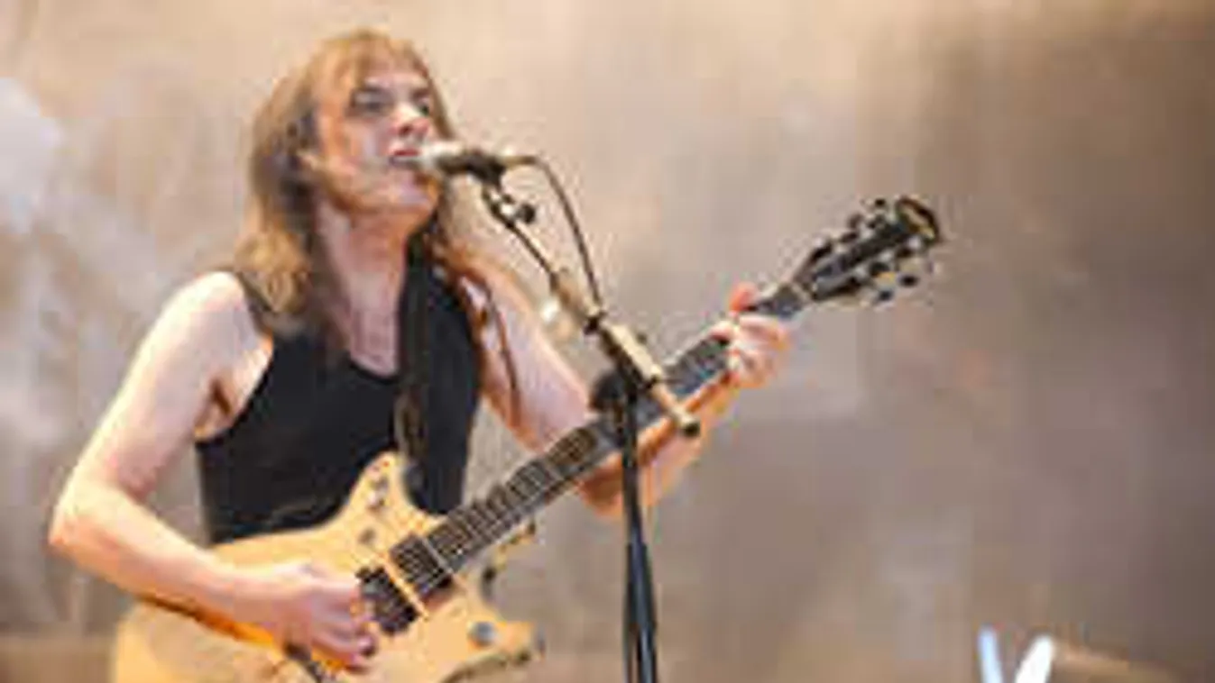 Könnyfakasztó búcsú: Eltemették a legendás zenészt