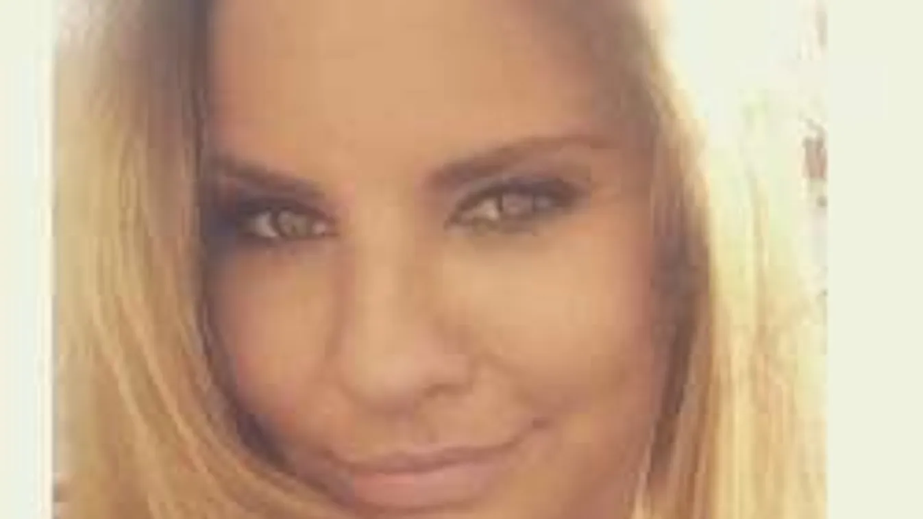 Brutális dekoltázst villantott Ada