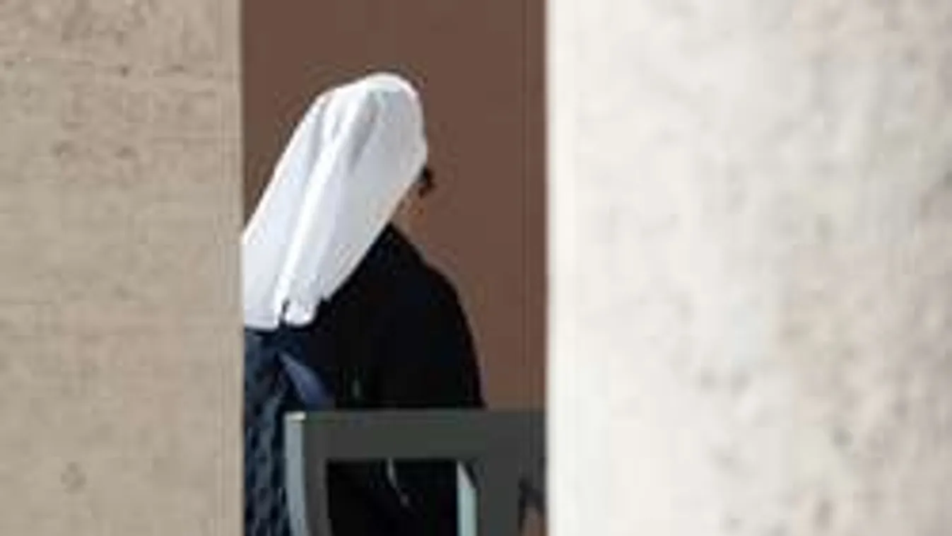 Iron Lady helyett Iron Nagyit csodálja a világ