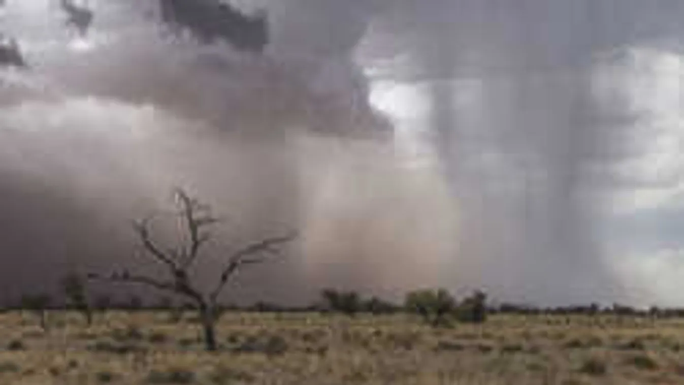Pénteki előrejelzés: fedett helyen parkoljuk le a kocsit!