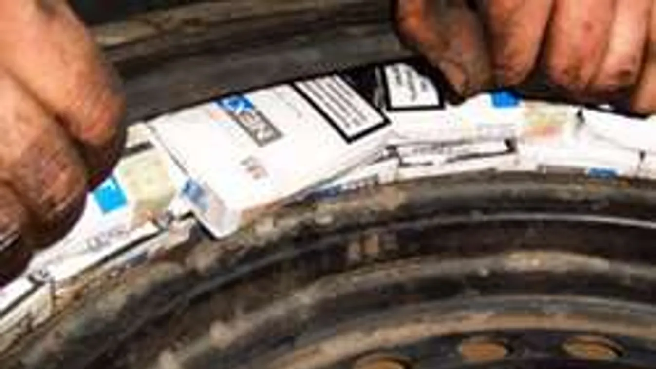 Csempészcigaretta miatt ölik egymást Kárpátalján, Kijevben tüntetnek