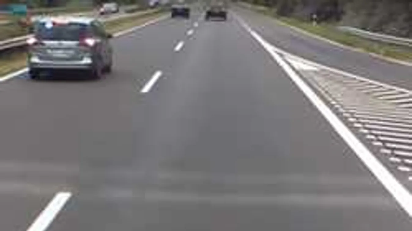 Kamuvideóval hergelik az autósokat