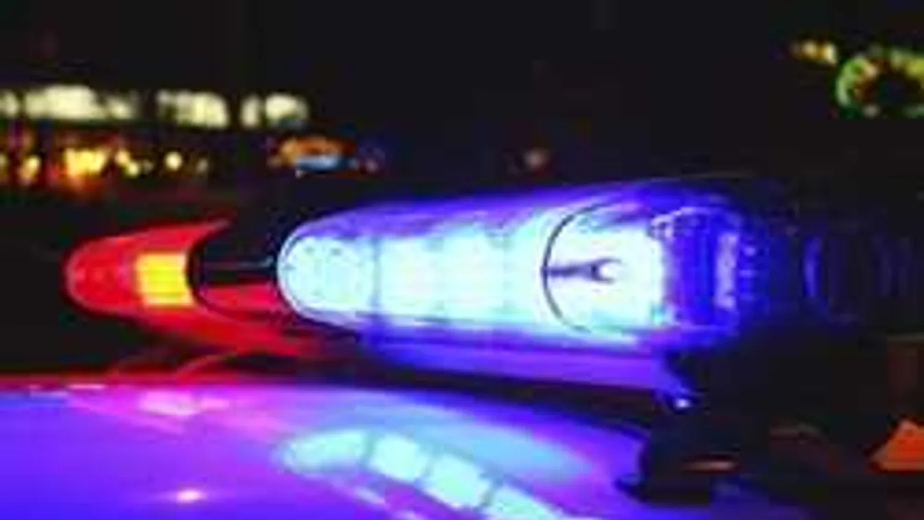 Hullaszállítóval karambolozott egy részeg rendőr a főúton