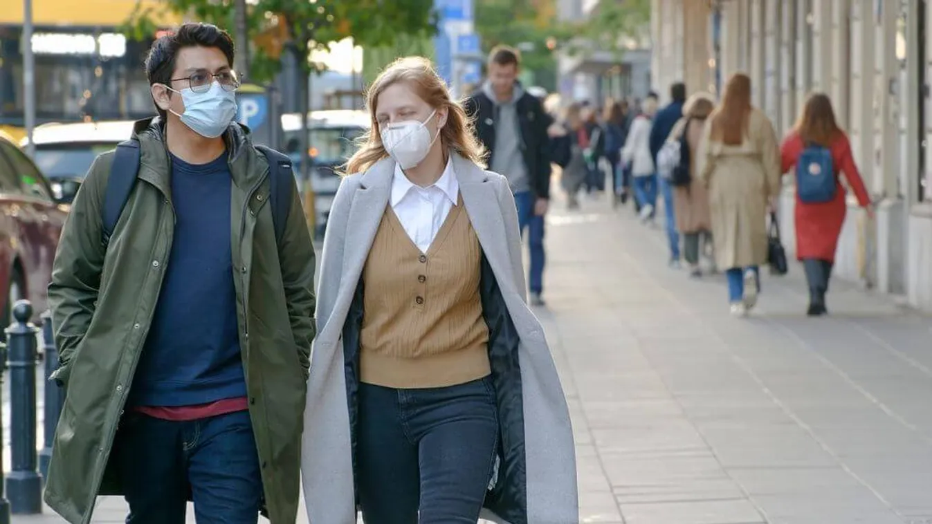 Eltörölik az összes korlátozóintézkedést egy uniós országban