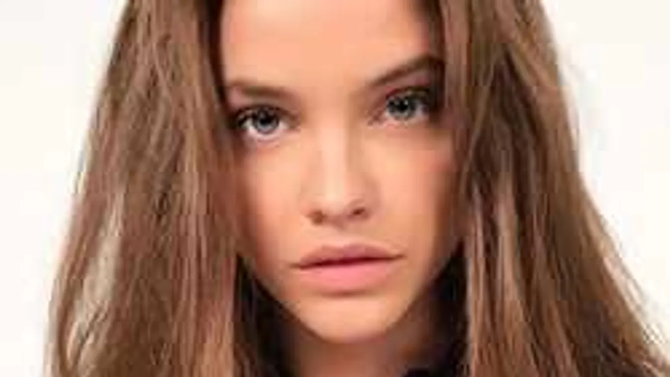 Odavan a világ Palvin Barbi szemüveges posztjáért - Fotó!