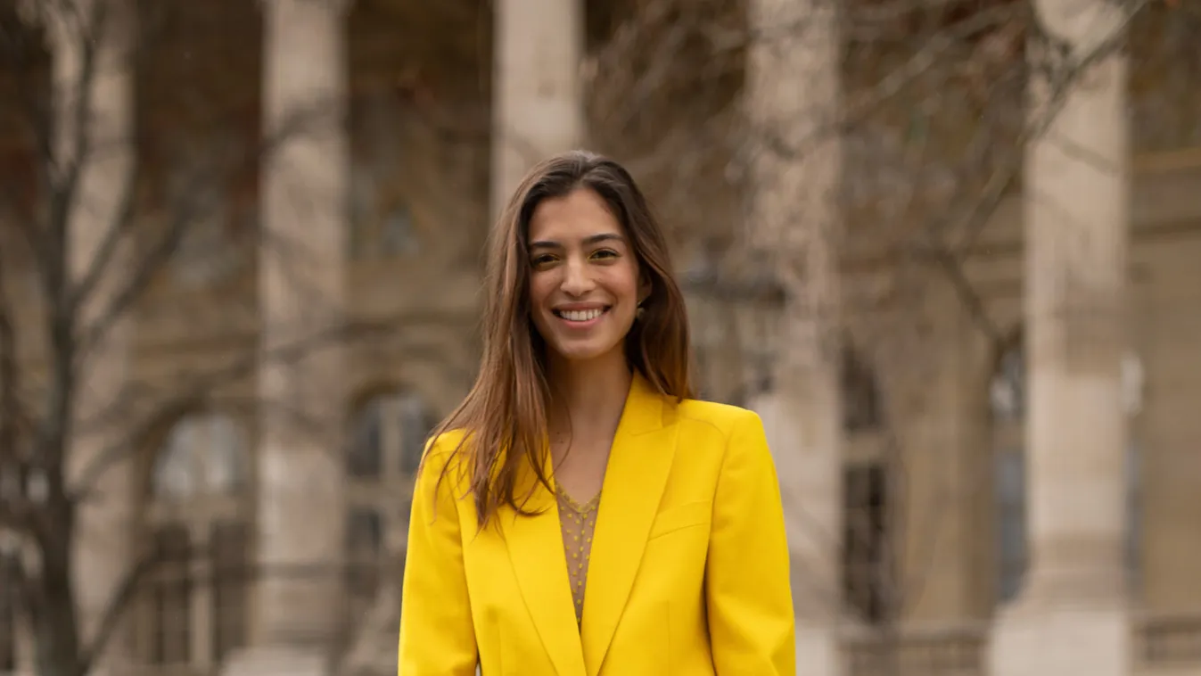 Street Style - Paris Fashion Week Womenswear Fall/Winter 2019/2020 : Day Nine