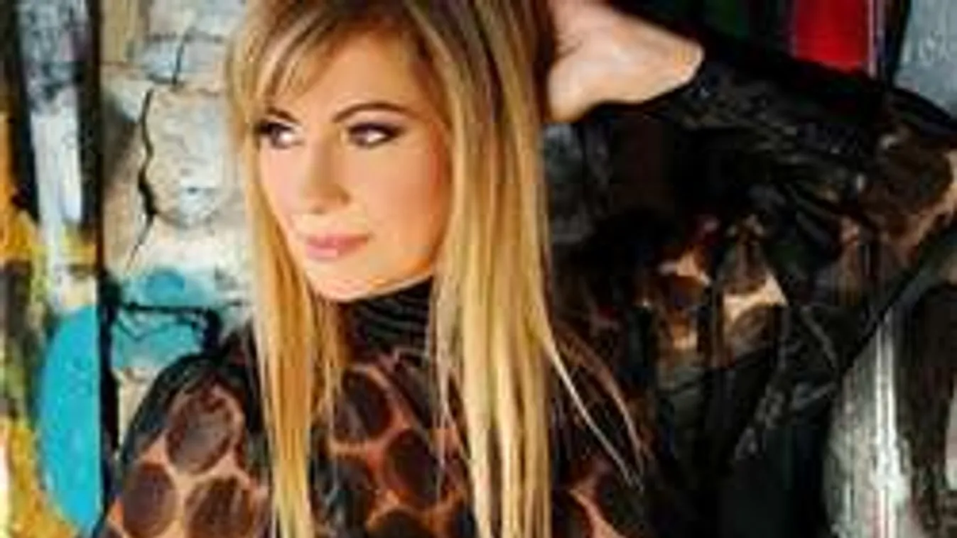 Titkos hódoló lepte meg Kiszel Tündét!