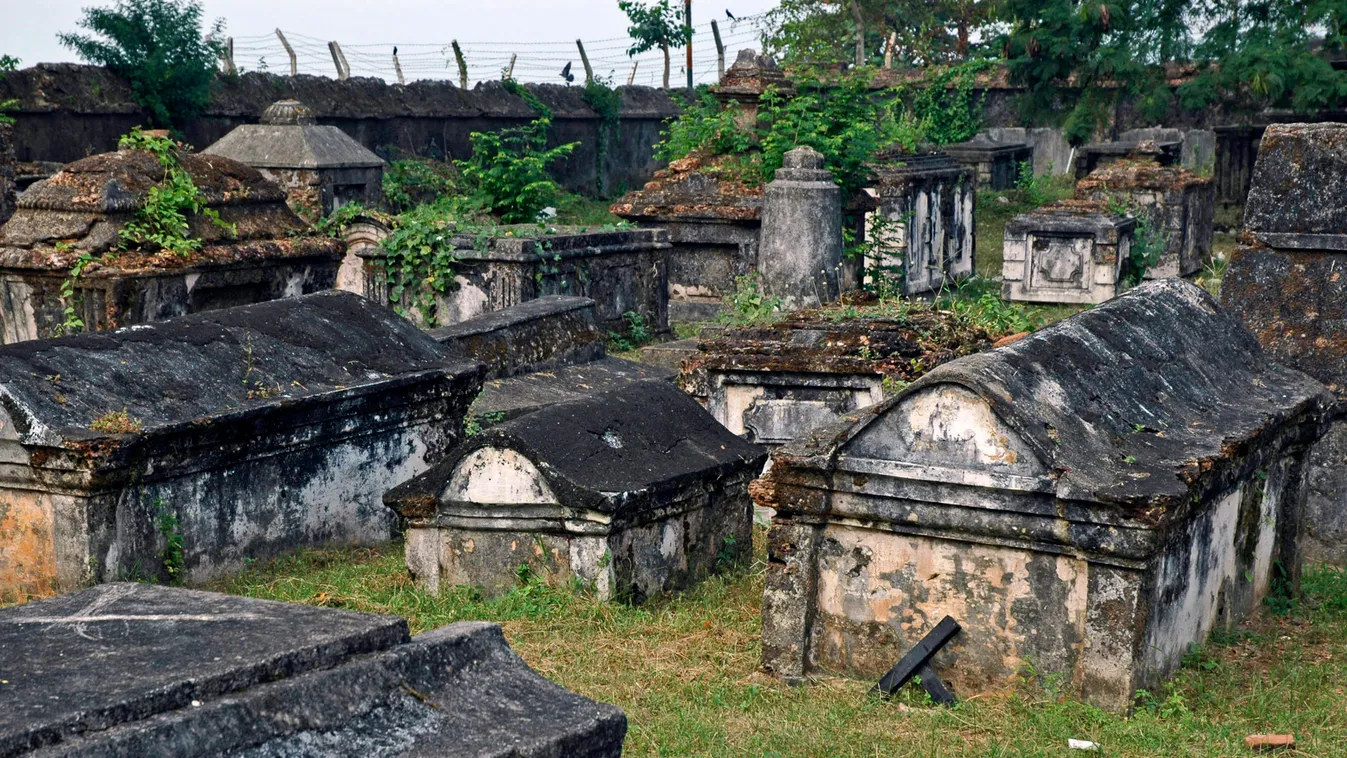 Dutch cemetery, Kochi (Cochin), Kerala, India.