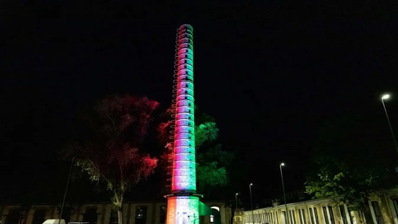 Nemzeti színű világítással készül az Operaház