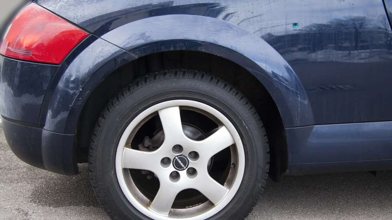 Micsoda kiszúrás: sorra teszik tönkre az autók gumijait Budapesten