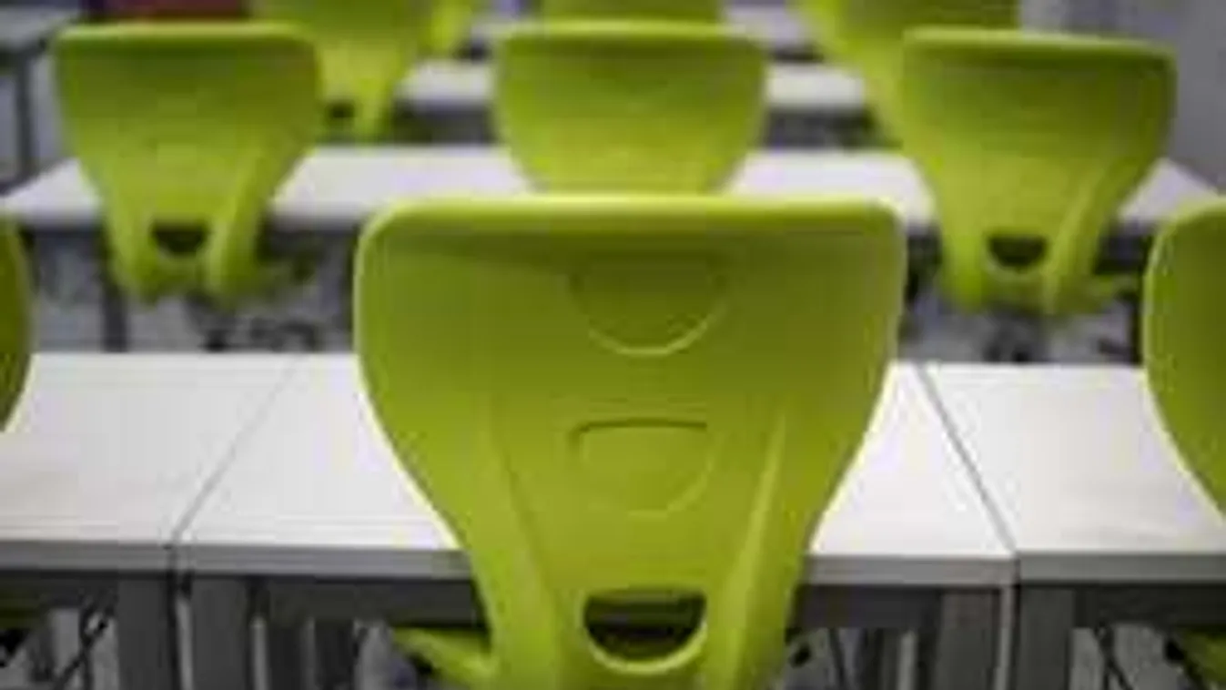 Lövések dördültek az iskolában, sikoltozva menekültek a gyerekek