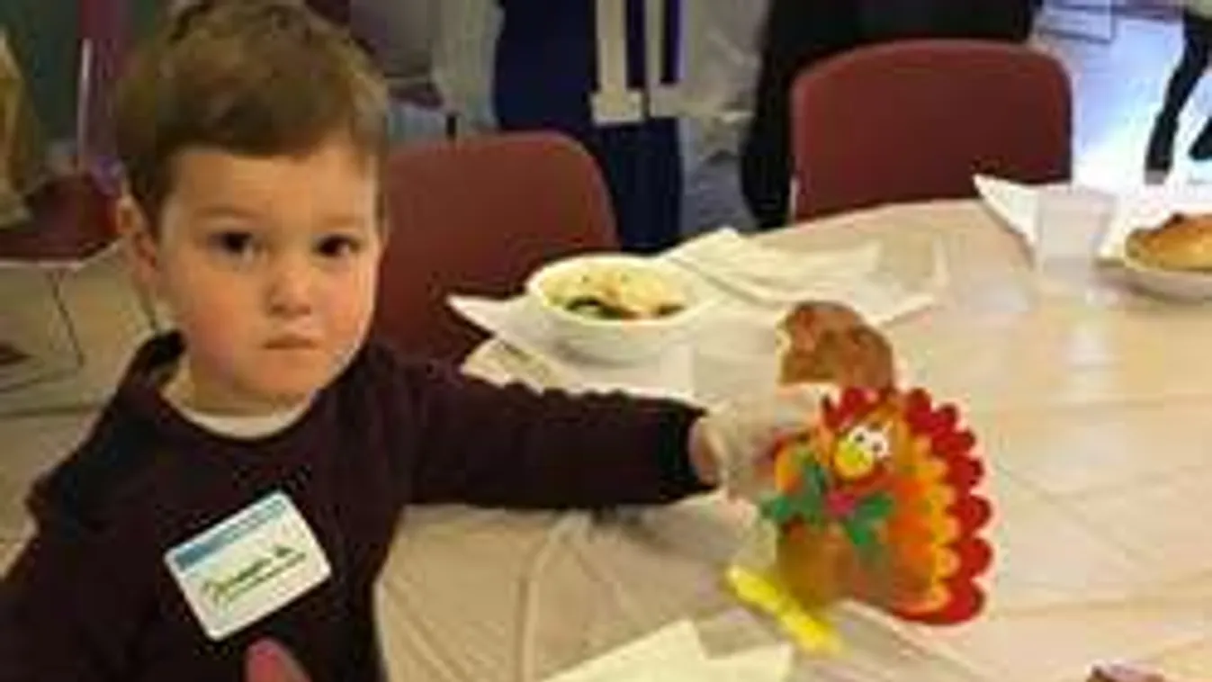 Szegények hálaadásnapját tették szebbé a Trump-unokák