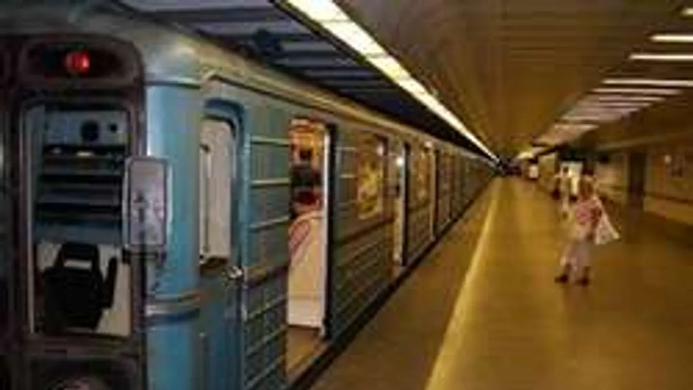 Gázolt a metró Újpesten