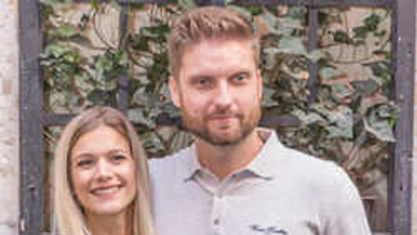 Bejelentette Weisz Fanni: jöhet a baba