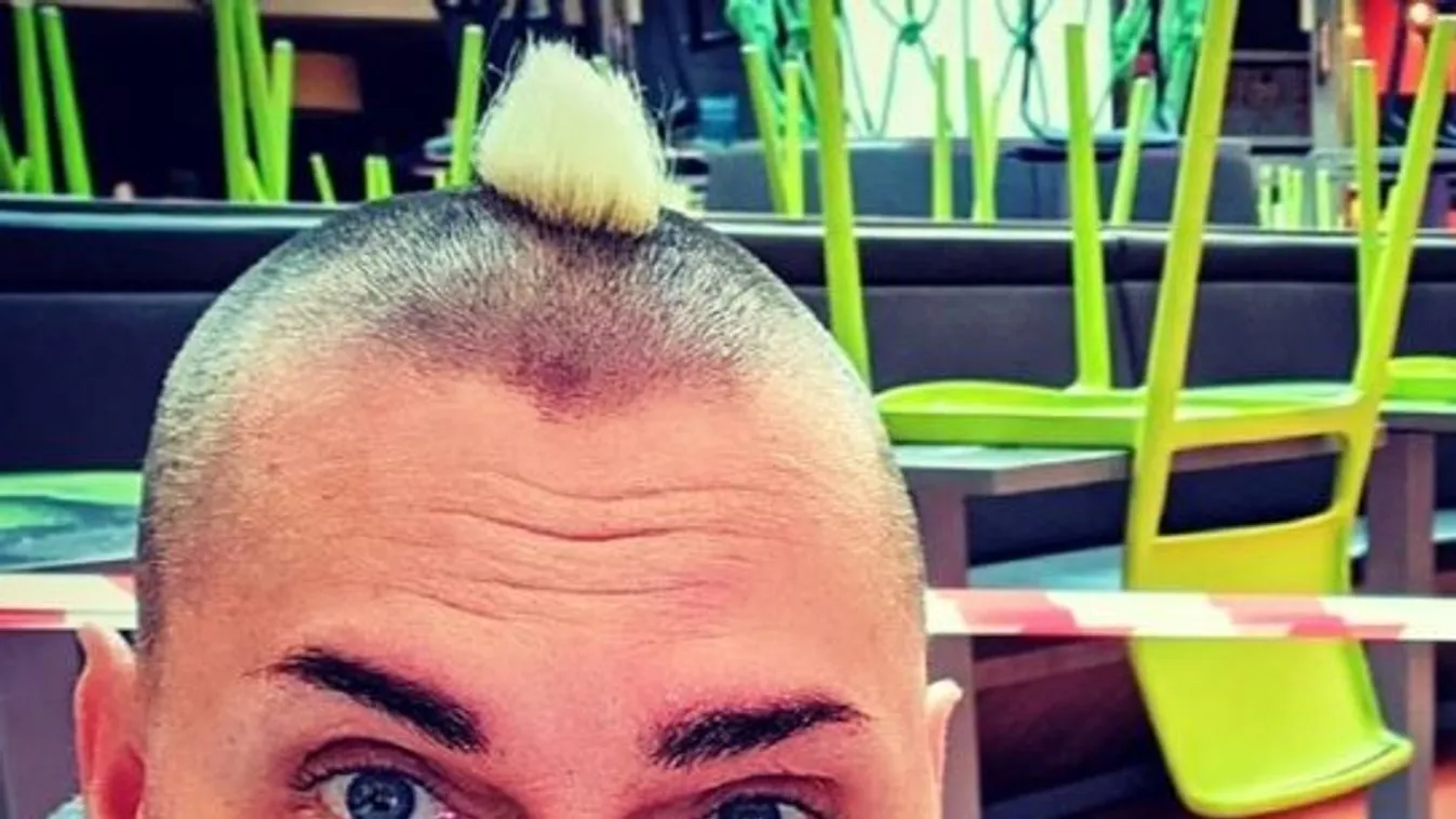 Komoly mélypontjáról vallott a magyar énekes