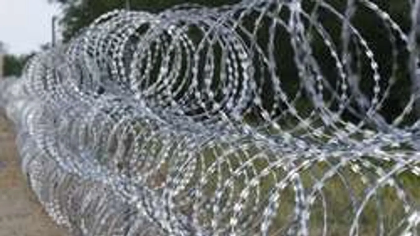 Újra jönnek a migránsok a déli határnál!