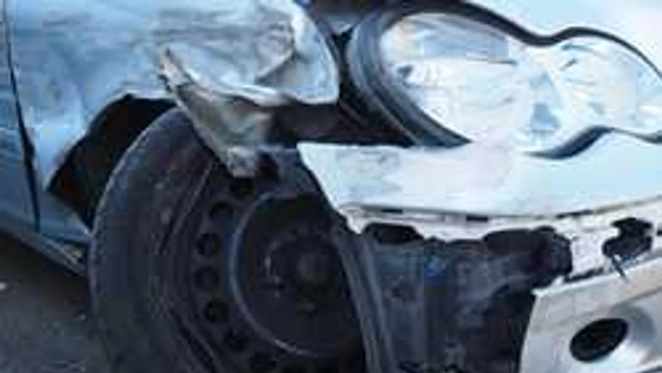 Kettős halálos balesettel indult a vasárnap