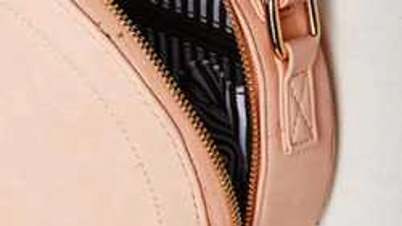 Hihetetlen, mit rejtett a magyar nő az alufóliával kibélelt táskájába