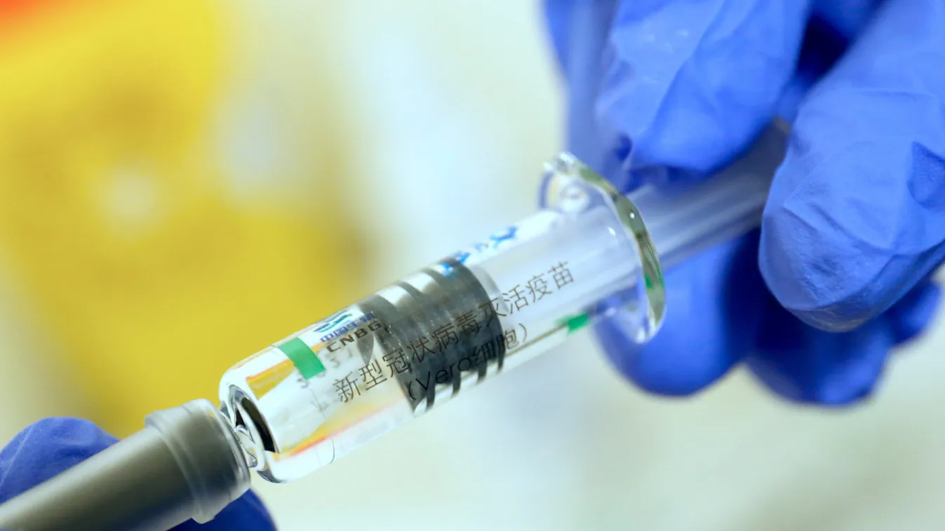 Hatalmas áttörés: megkapta az első ember a rák elleni vakcinát