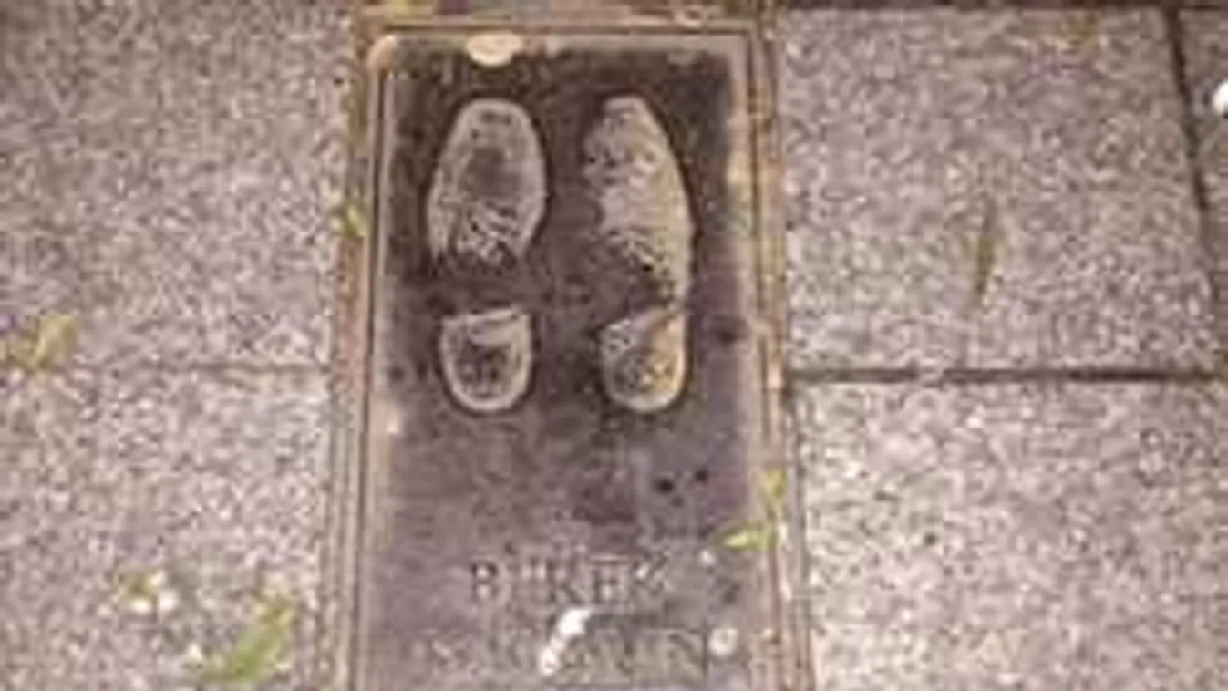 Megkönnyezi, aki arra jár: Ezt hagyta maga után a nemzet színésze!